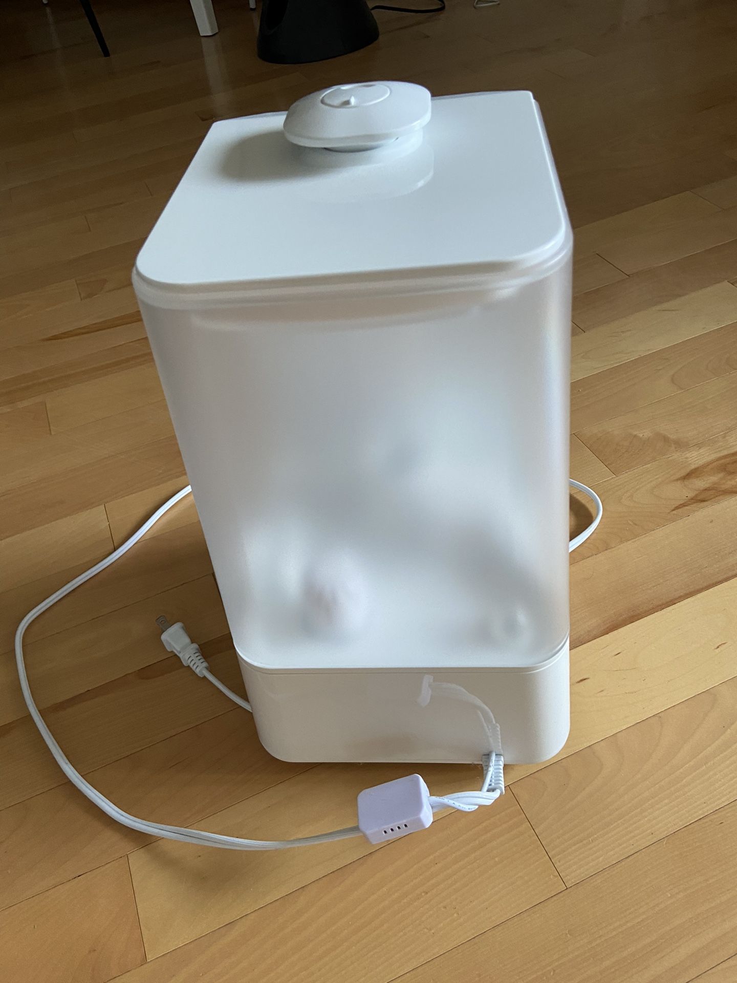 POWER PURE 5000 HUMIDIFIER - USED ONCE