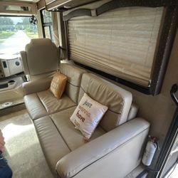 Thor Motorcoach 34J Windsport