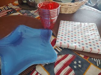 Plates, napkins and cups