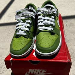 Nike Chlorophyll Dunk Low Size 9.5 