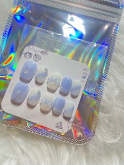 Kawaii press on nails