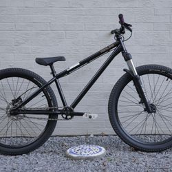 Redline D26 Dirt Jumper Bike 26” (2017/2018?)
