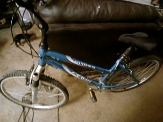 Girls gravity bike like new