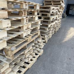 Free Pallets . Saddle Brook,Nj 07663