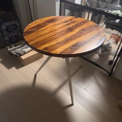 Round Table (Solid Wood)