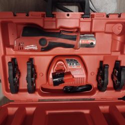 Milwaukee Pipe Crimper