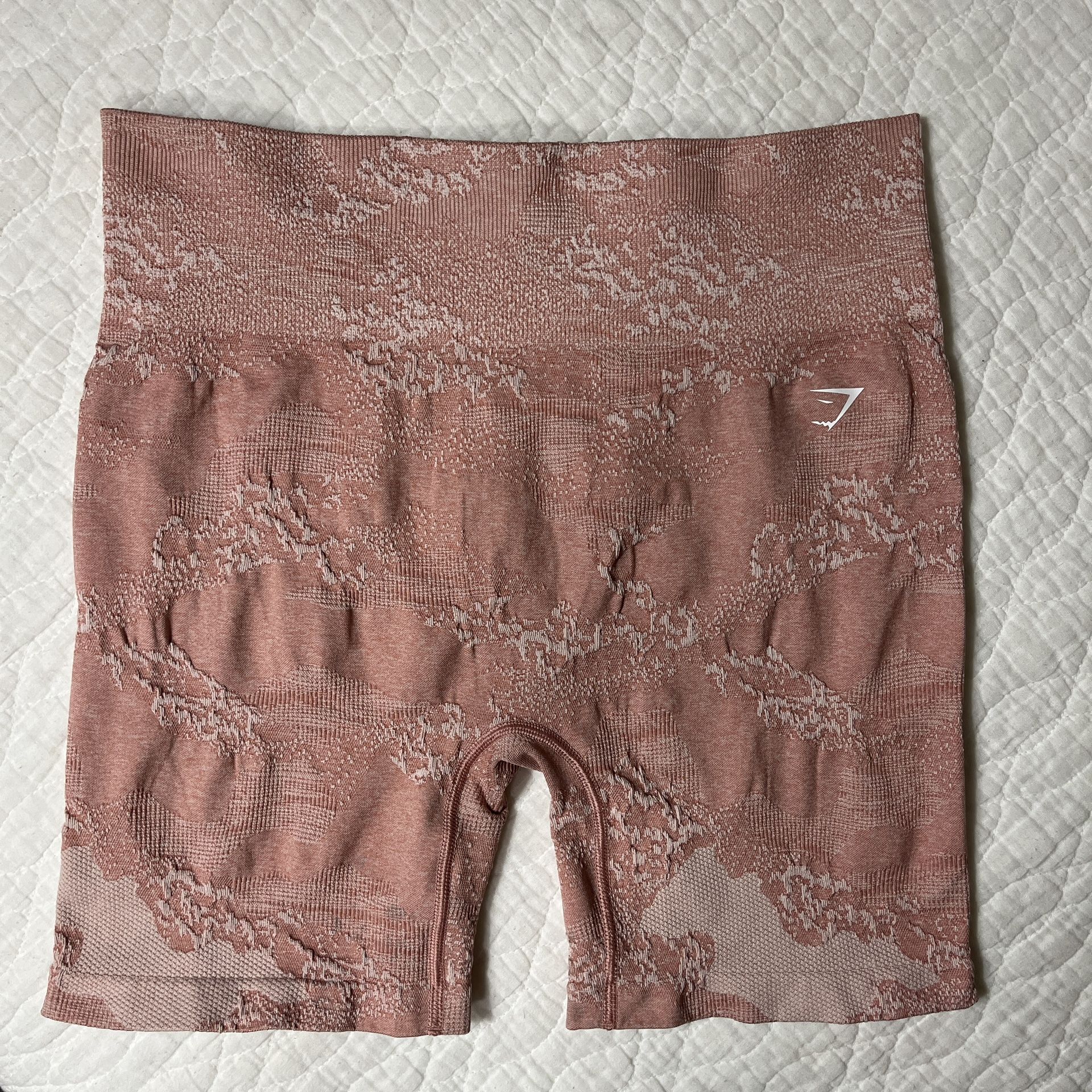 GYMSHARK SHORTS