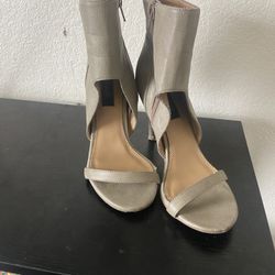 Tan Heels