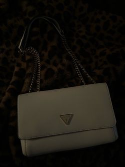 dm for pricing , amazing bags