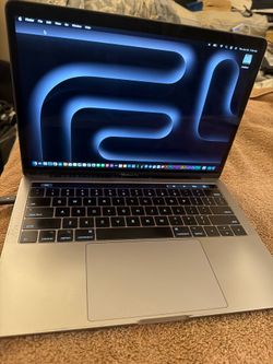 13”Macbook Pro Touchbar/GarageBand/Final Cut Pro X/Logic Pro X