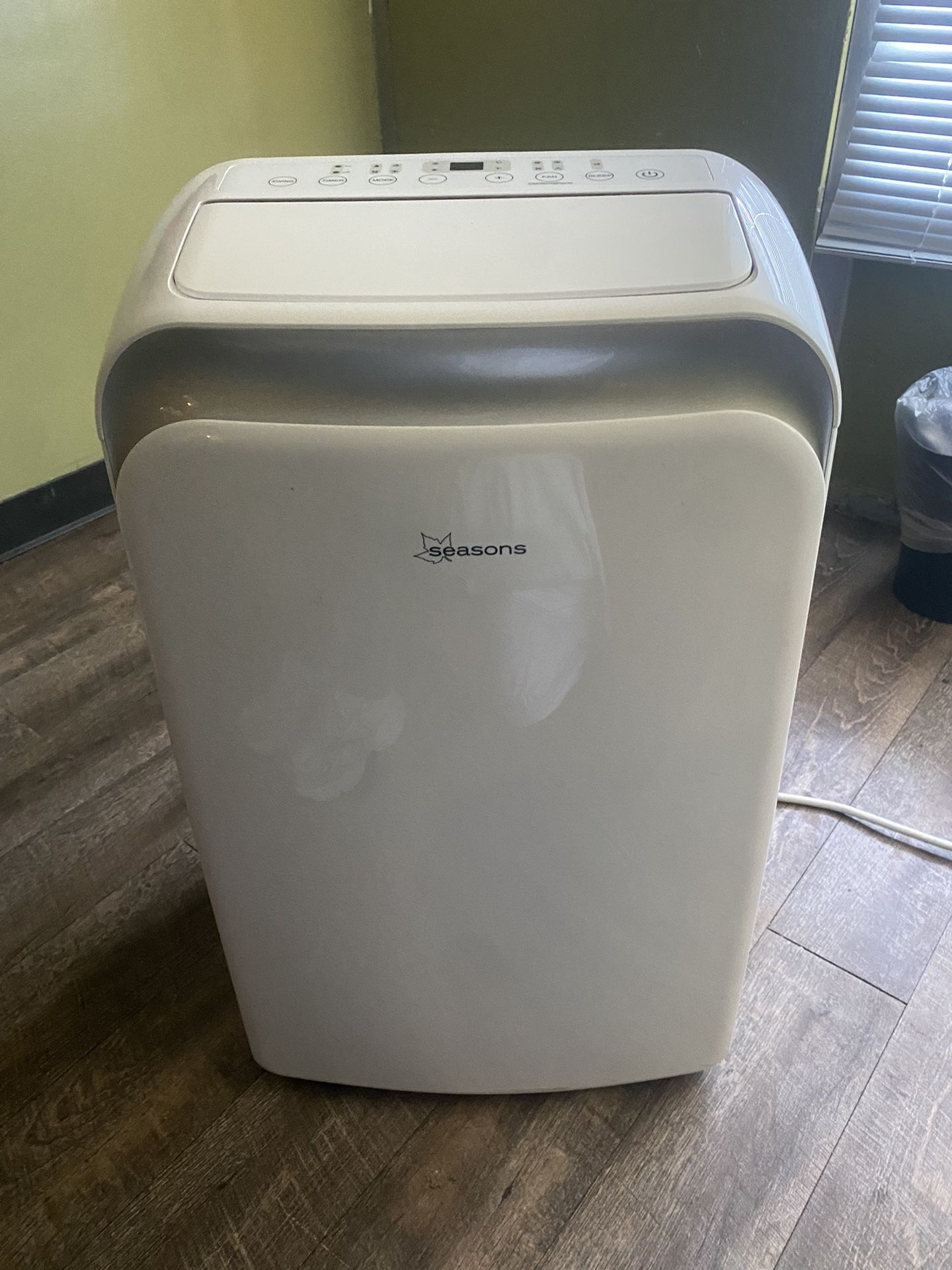 Seasons Portable Air Conditioner 