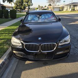 🚘 2015 BMW 750i – Prestige Luxury Sedan