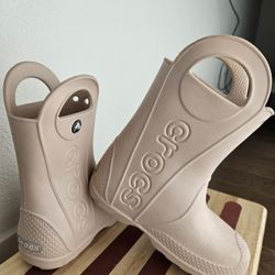 Crocs Kids HANDLE IT Rain Boots - Size 11