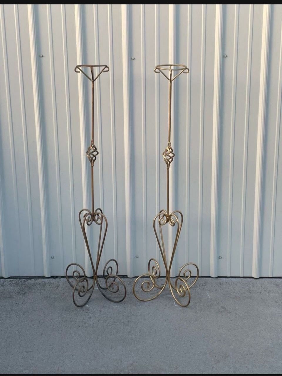 Beautiful Set Of 2 Pillar Stands