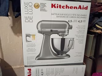 KitchenAid De Luxe Tilt-Head Stand Mixer