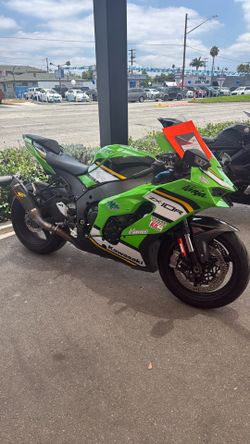 2025 Kawasaki Ninja ZX-10R