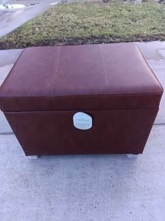New storage ottoman