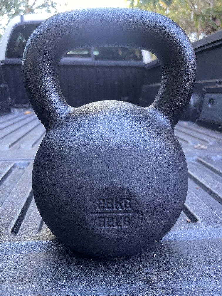 ROGUE : 62 LB. / 28 KG. KETTLEBELL