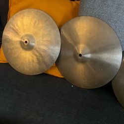 Cymbals 2-16”.   3-14”.    2-16”