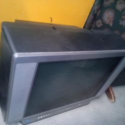 JVC Old School TV 32-in