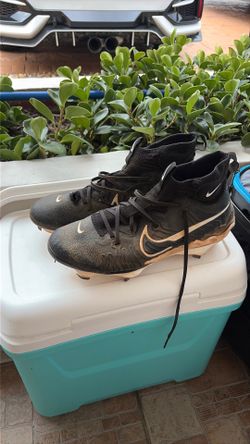 nike air zoom baseball cleats size 10
