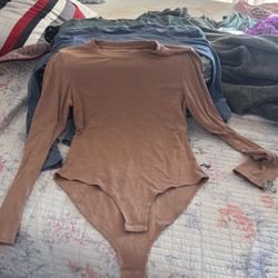 Nude, Dusty Blue, Green 