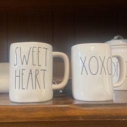 Rae Dunn Mugs 