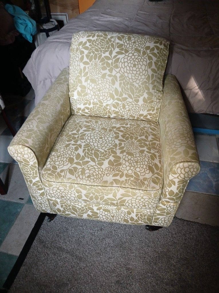 Small Sofa Chair