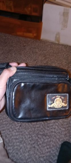 M.G.M Mini Messenger Bag W'multiple Pockets