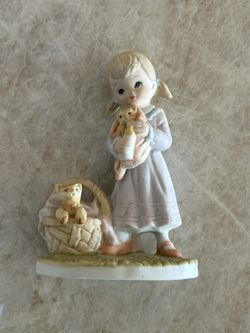 Lefton. The Christopher Collection. 1990. Porcelain Figurine Girl With Kittens. 