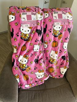 Hello Kitty Halloween Blanket 