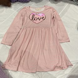 $20 Dress Brand BTWEEN 