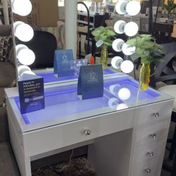 White Vanity Set