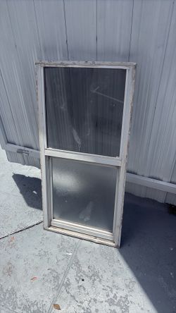 Home window 19x38