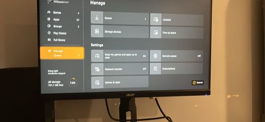 Xbox Series X  and monitor