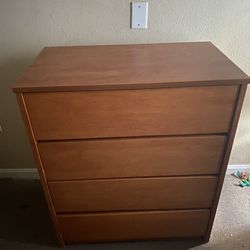 4 Drawer Dresser 