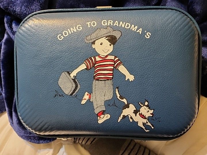 Valise de voyage enfant vintage vert mercure allant chez