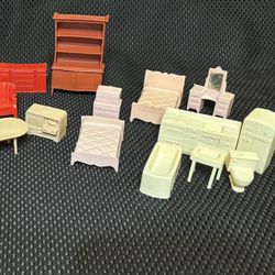 26 Pieces Miniature Dollhouse Furniture 