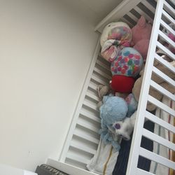 Crib With Mattress 