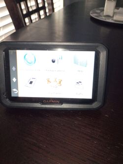 Izap Garmin GPS unit with charger cord