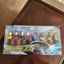2012 Star Trek Pez Candy with dispensers. Never opened. Avondale
