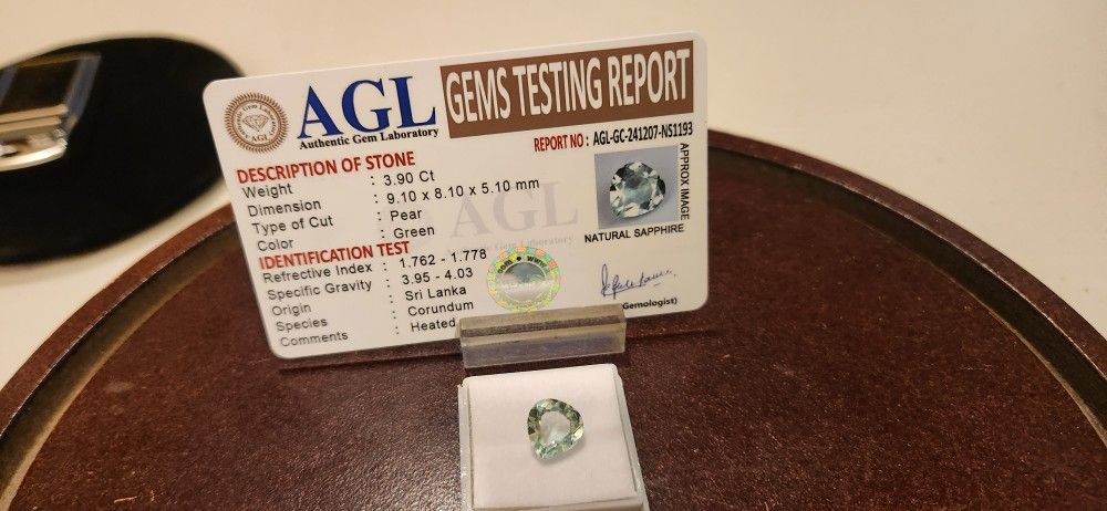 3.90ct Natural Green Sapphire | Cut Loose Gemstone. Treatment: Heating. Certification Card Included