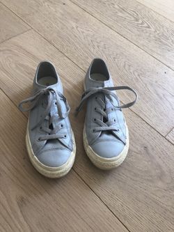 Blue girls converse shoes size 3