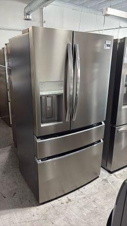 Frigidaire French Door Refrigerator 