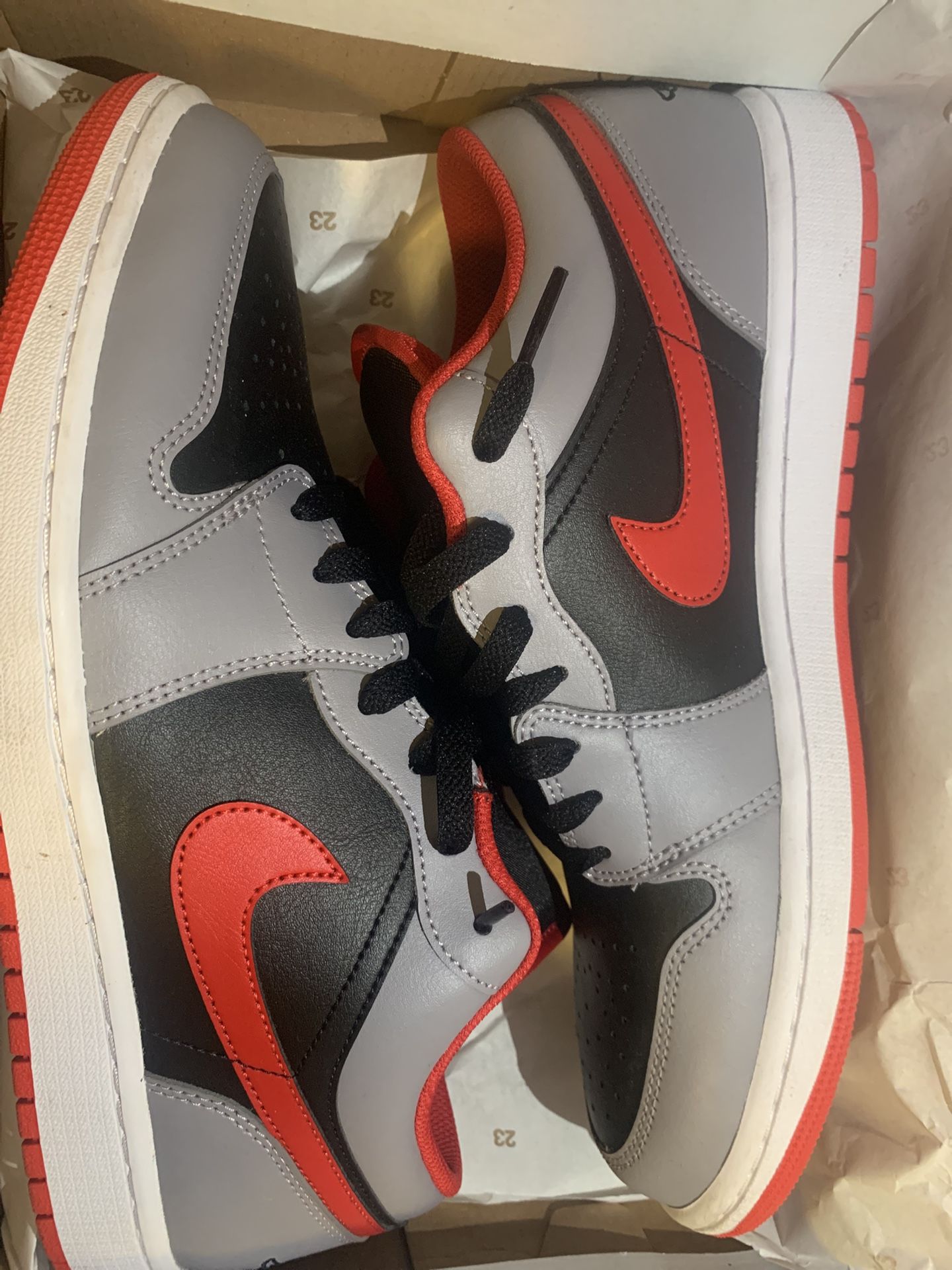 Nike Air Jordan Red, Grey, Black, White Only Worn Once. Size 11, Men’s