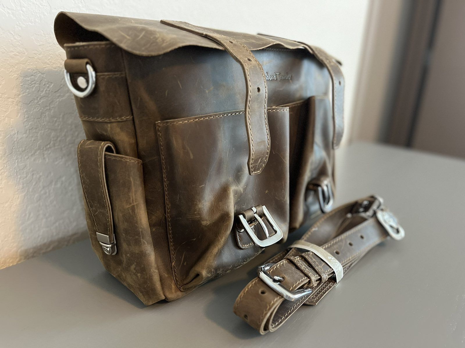 Casual Leather Messenger Bag- Brown, Brand: Vagabond Traveler