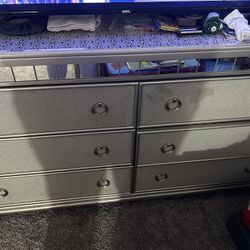 Used Dresser/Nightstand 