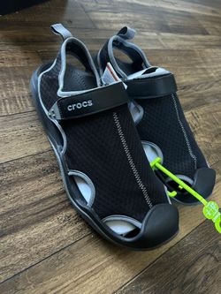 Crocs Men's Swiftwater Mesh Deck Sandals