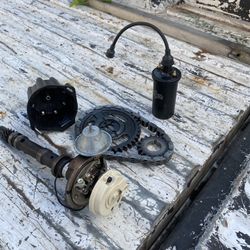 A Vintage Factory ACDELCO Distributor With Coil And Timing Change For Small Block CHEVY Like New $50.00