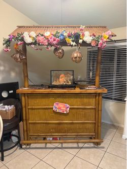 Tiki bar